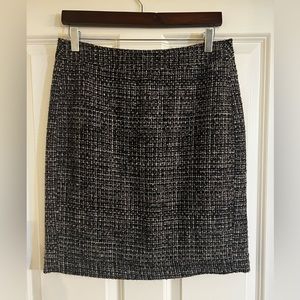 Banana Republic tweed straight skirt with small back slit